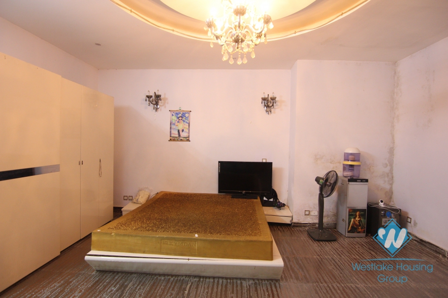 House for rent with business premises in Tay Ho, Ha Noi